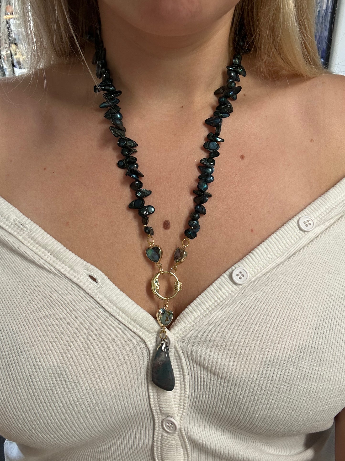 Ketting parel met abalone schelp